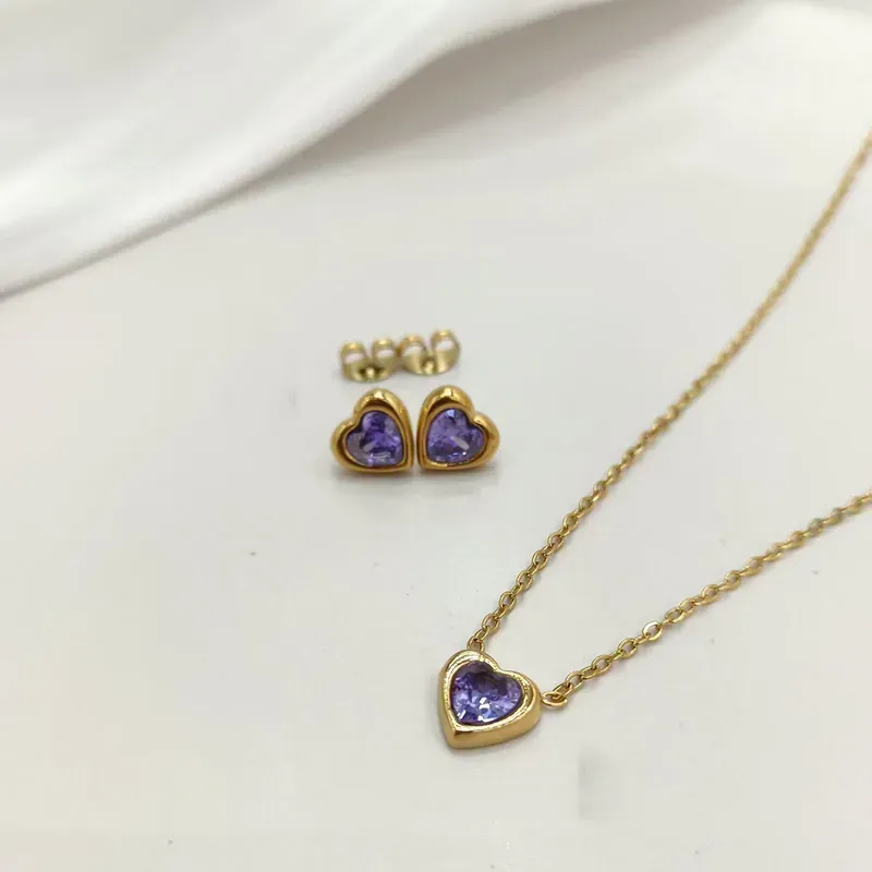 Vacuum-Electroplating-In-Furnace-Plated-18K-Real-Gold-304-Stainless-Steel-Exquisite-Light-Luxury-Inlaid-Zircon-Heart-Pendant-Necklace-Earrings.webp