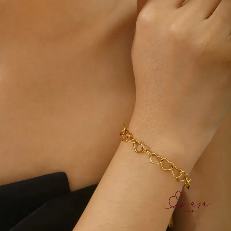 Golden Heart Bracelet