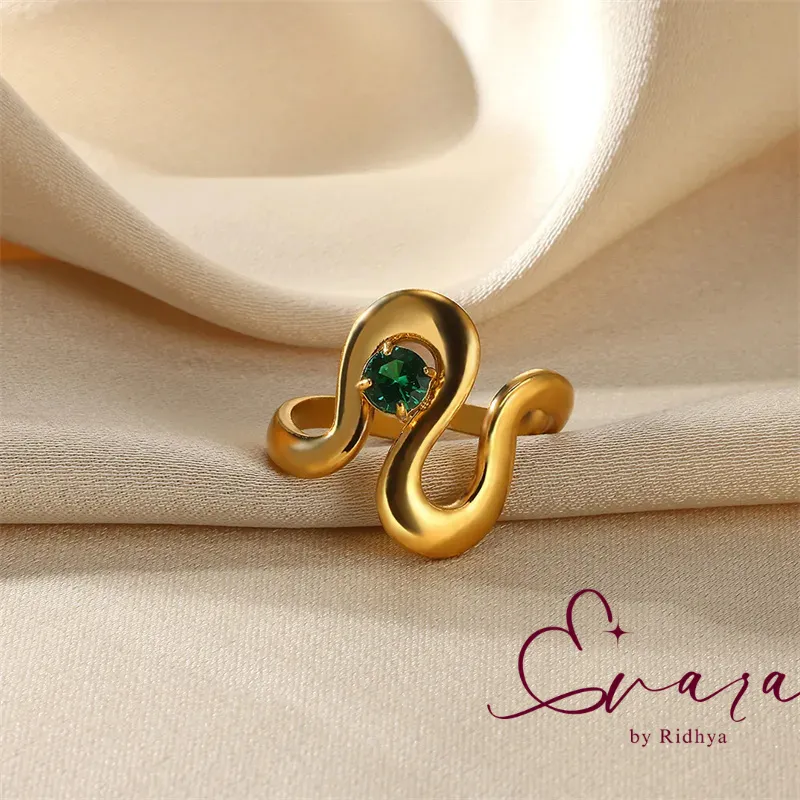 The Emerald Drift Ring