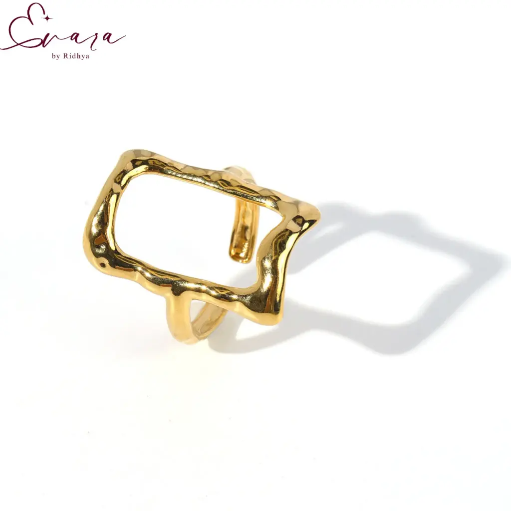 Golden Ripple Frame Ring