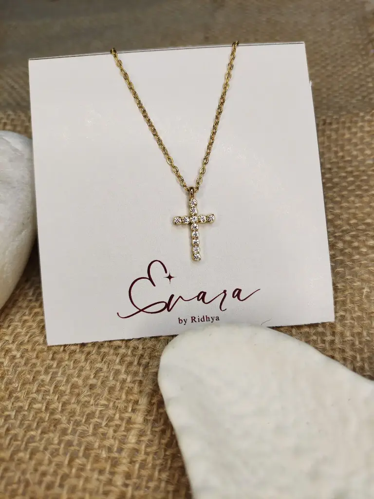 Chain with Cross