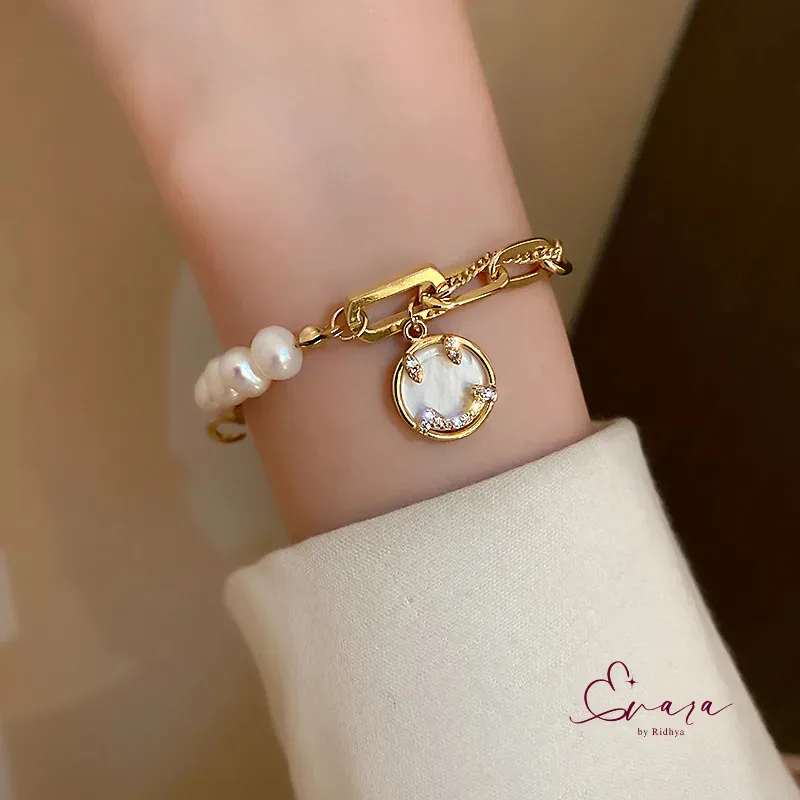 Moon Shell Bracelet