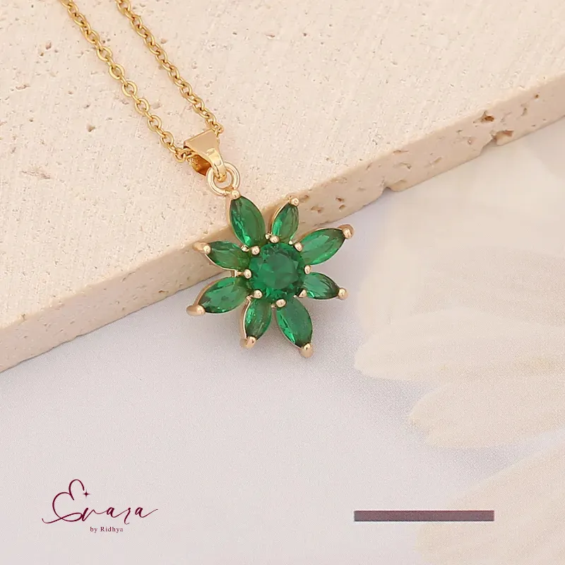 Emerald Green Flower Necklace